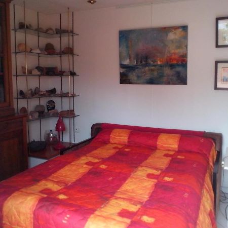 Chambres D'Hotes Issy-Paris Екстериор снимка